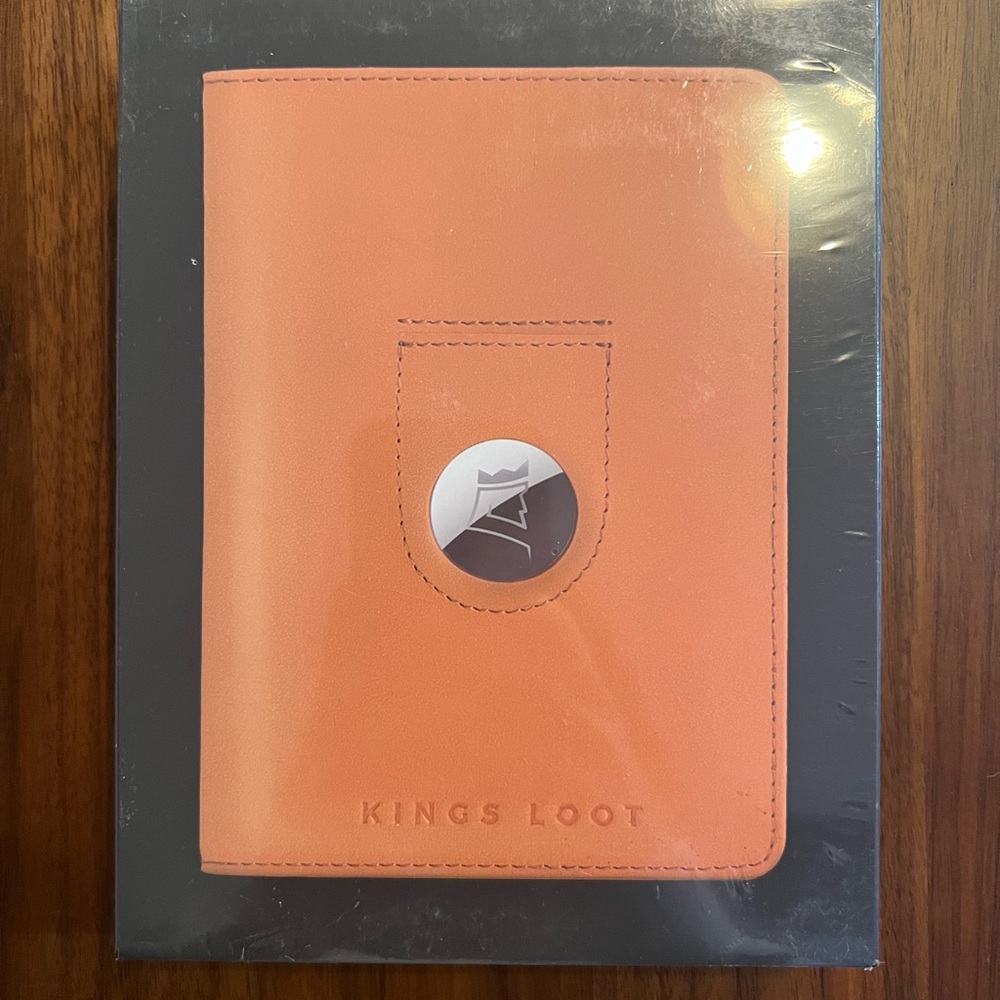 King’s Loot Congnac Passport Wallet RFID for AirTag